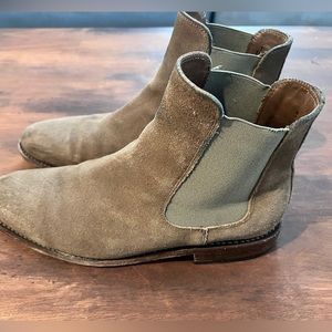 Thursday boot - brown sand Chelsea boot